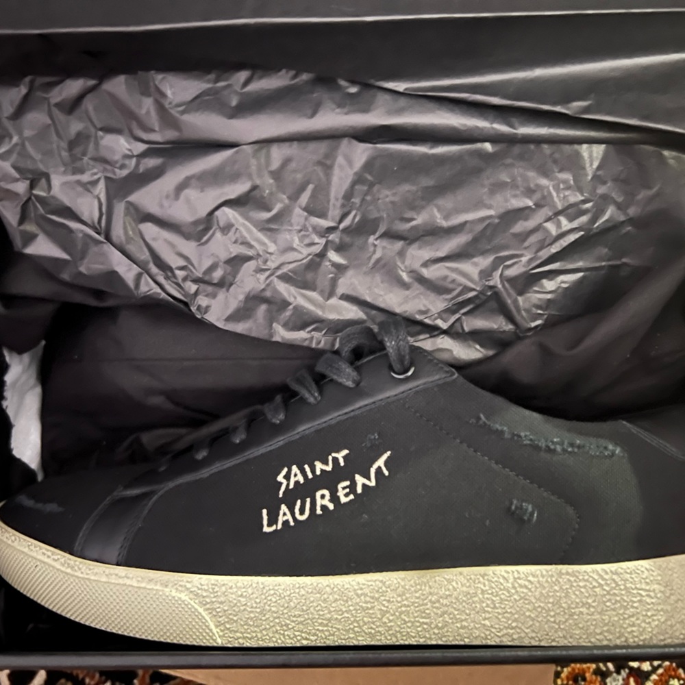 Saint Laurent Court SL/06 Low top sneakers Black 44